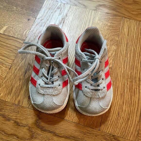 Adidas toddler Gazelle sneakers red and gray size 4C - Picture 4 of 4